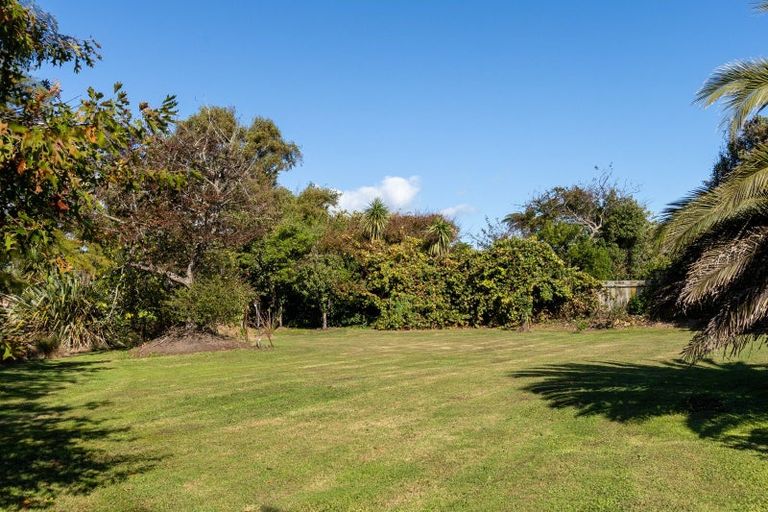 Photo of property in 88a Mazengarb Road, Paraparaumu Beach, Paraparaumu, 5032