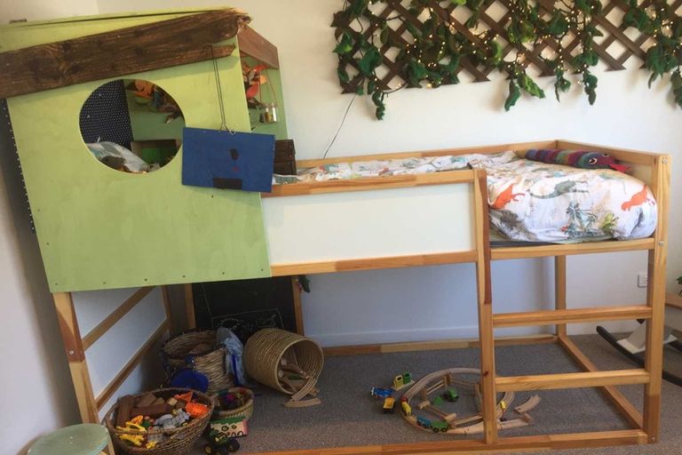 Photo of property in 4/2 Brandon Road, Glen Eden, Auckland, 0602