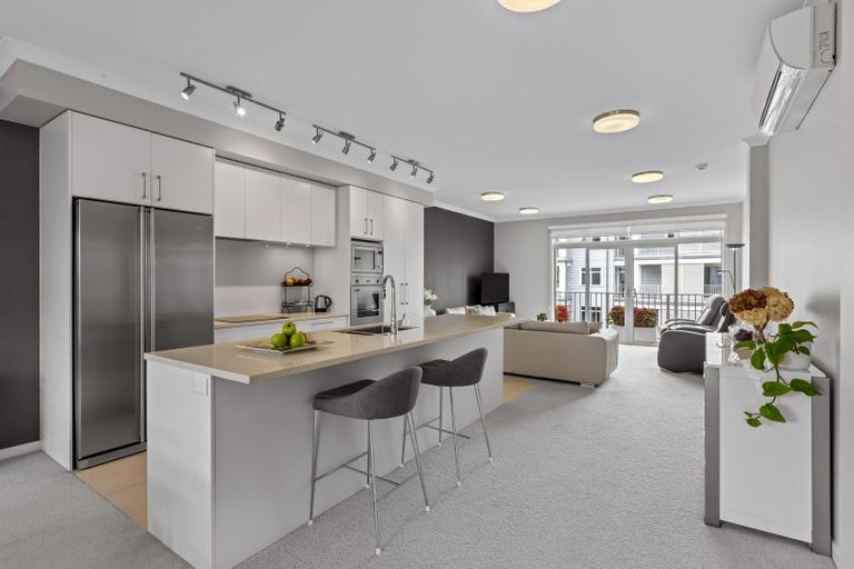 Photo of property in 130 Landmark Terrace, Orewa, 0931