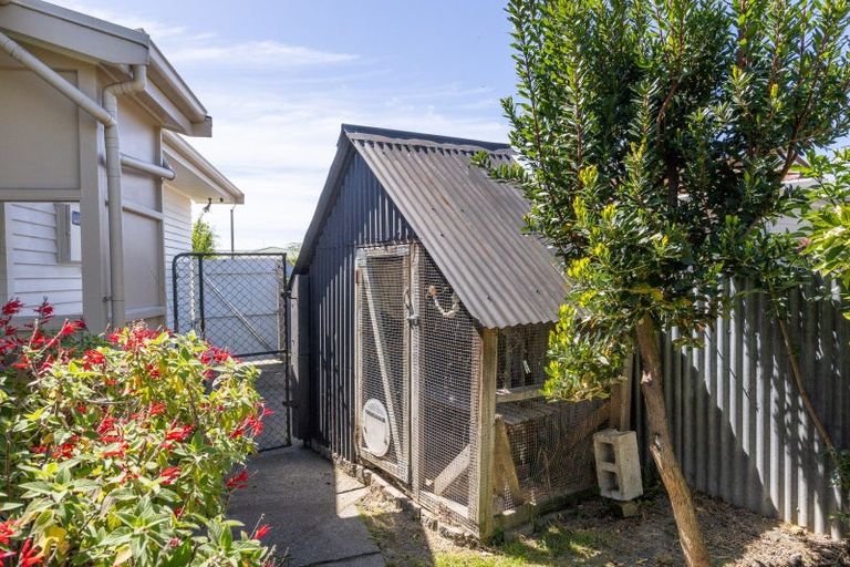 Photo of property in 13 Hitchings Avenue, Onekawa, Napier, 4110