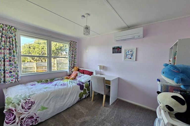 Photo of property in 96 Bracken Road, Paparangi, Wellington, 6037