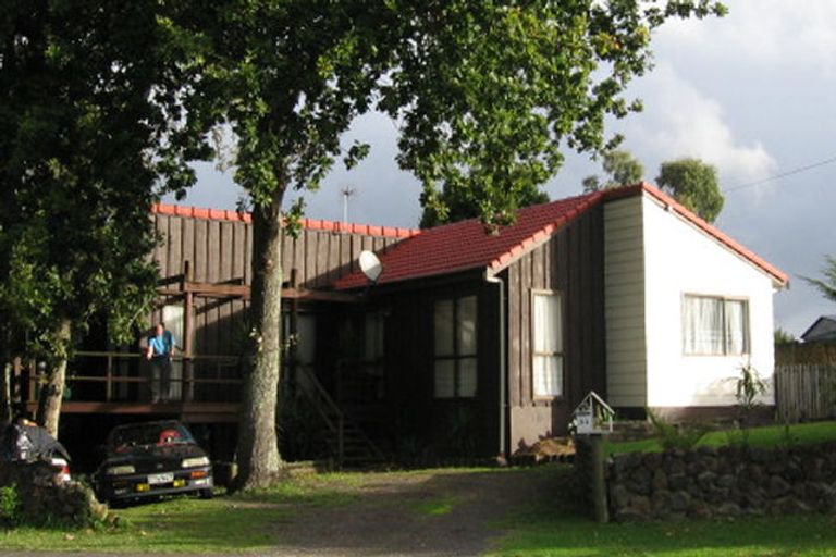 Photo of property in 82 Glen Road, Ranui, Auckland, 0612