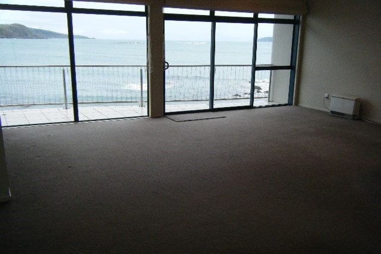 Photo of property in 22a Moana Road, Plimmerton, Porirua, 5026