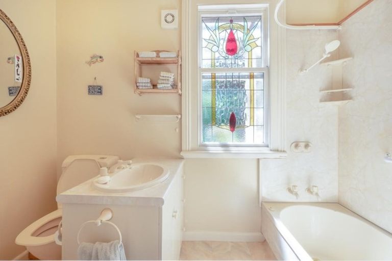 Photo of property in 95 Fisher Avenue, Beckenham, Christchurch, 8023