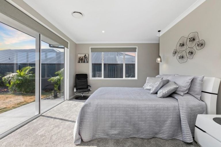 Photo of property in 11 Saint Thomas Avenue, Pyes Pa, Tauranga, 3112