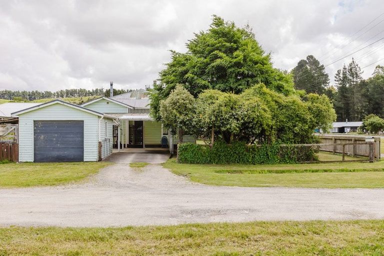 Photo of property in 31 Bridge Street, Eketahuna, 4900
