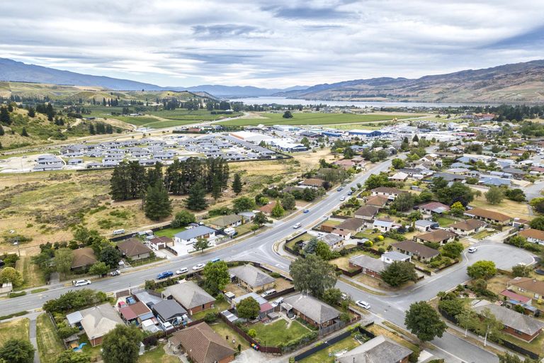 Photo of property in 117 Waenga Drive, Cromwell, 9310