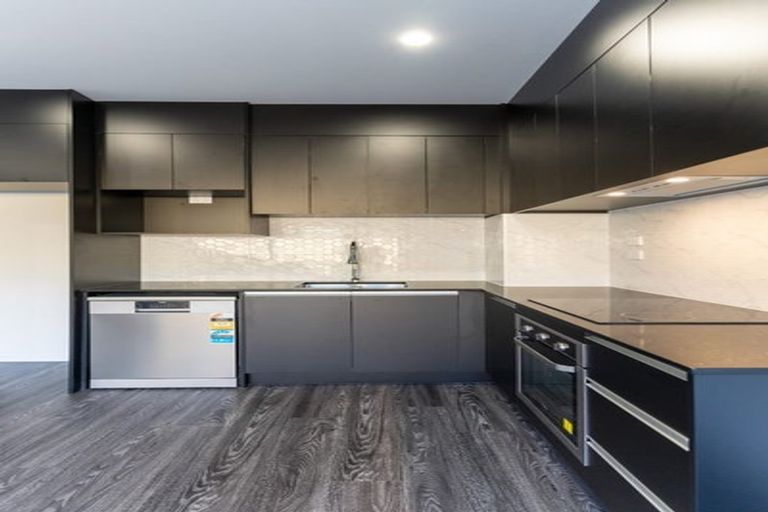 Photo of property in 13 Rangimarie Close, Opaheke, Papakura, 2113