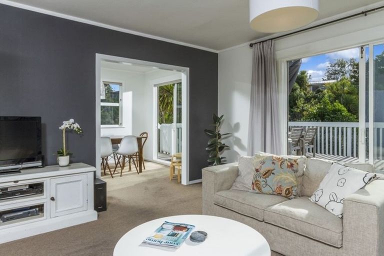 Photo of property in 25 Regent Street, Devonport, Auckland, 0624
