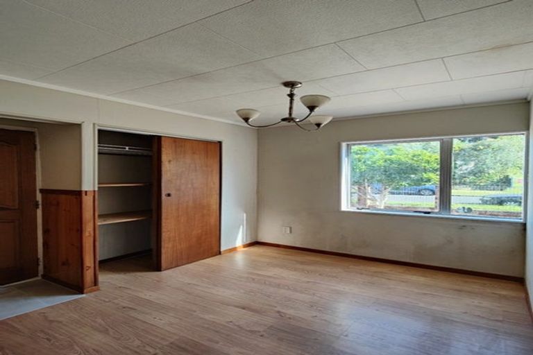 Photo of property in 31 Glennandrew Drive, Half Moon Bay, Auckland, 2012