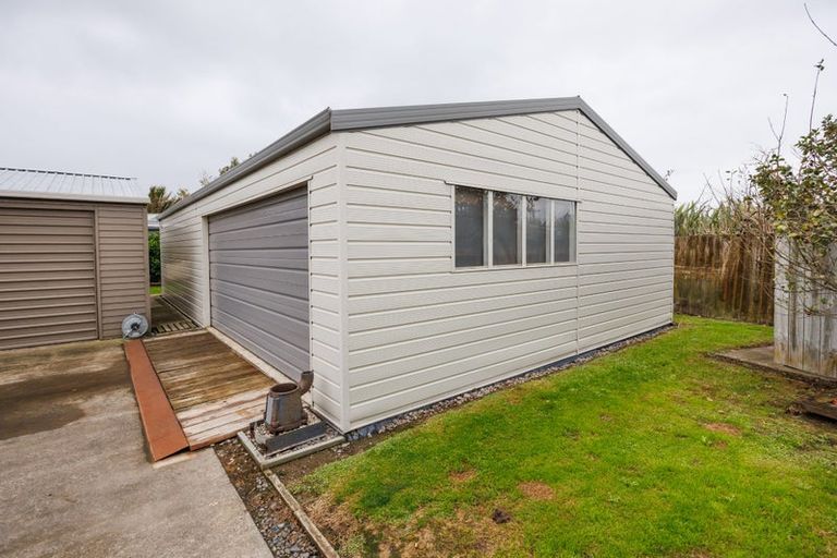 Photo of property in 10 Ouse Street, Rongotea, 4476