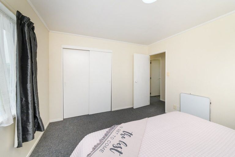 Photo of property in 31 Lydia Place, Kelvin Grove, Palmerston North, 4414
