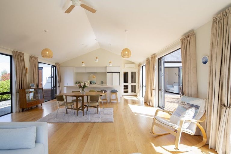 Photo of property in Butel Park, 30 Essex Avenue, Arrowtown, 9302