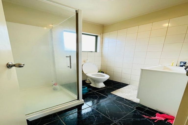 Photo of property in 59 Kenderdine Road, Papatoetoe, Auckland, 2025