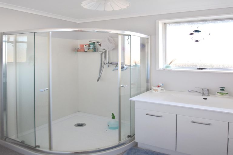 Photo of property in 42 Omahau Crescent, Twizel, 7901