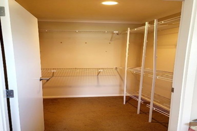 Photo of property in 4 Melksham Drive, Churton Park, Wellington, 6037