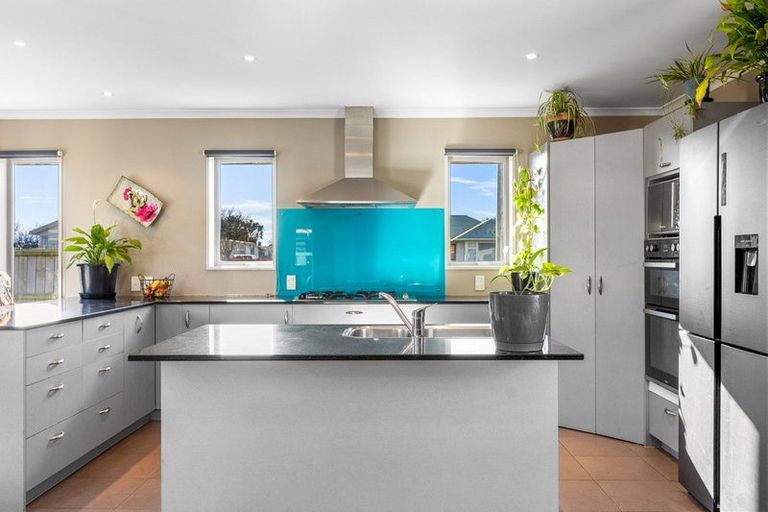 Photo of property in 21 Cridland Street West, Kaiapoi, 7630