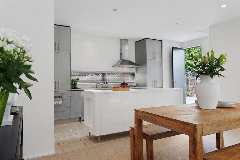 Photo of property in 18b Onslow Street, St Albans, Christchurch, 8014