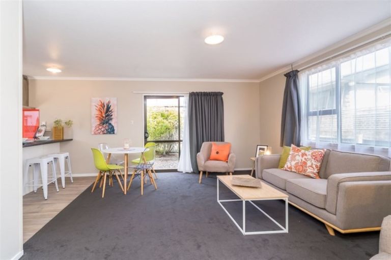 Photo of property in 60b Cutten Street, South Dunedin, Dunedin, 9012