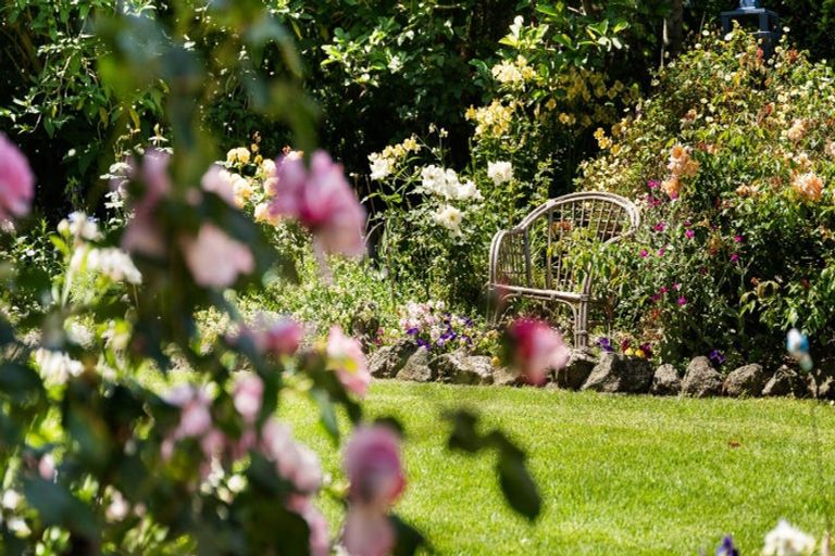 Photo of property in 23 Wharf Road, Clarks Beach, Pukekohe, 2679