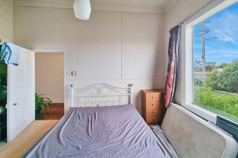 Photo of property in 82 Alexandra Street, Marton, 4710