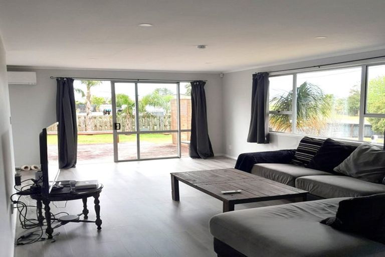 Photo of property in 12 Tiki Place, Ruakaka, 0116