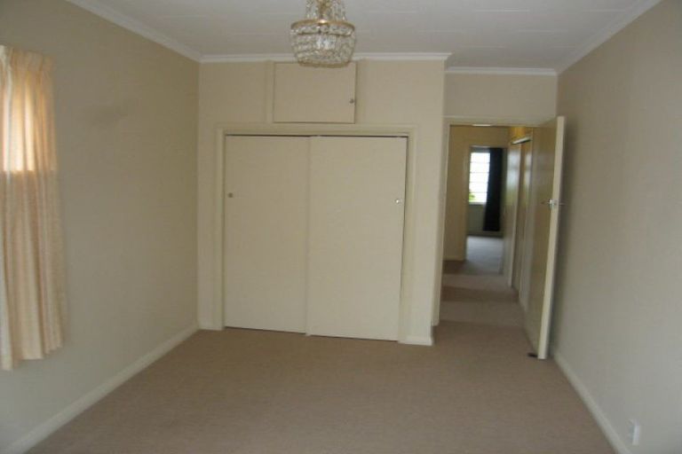 Photo of property in 27 Ake Ake Avenue, Hokowhitu, Palmerston North, 4410