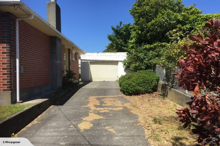 Photo of property in 180 Matai Road, Raumati Beach, Paraparaumu, 5032