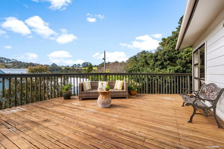 Photo of property in 10a Stillwater Crescent, Stillwater, Silverdale, 0993