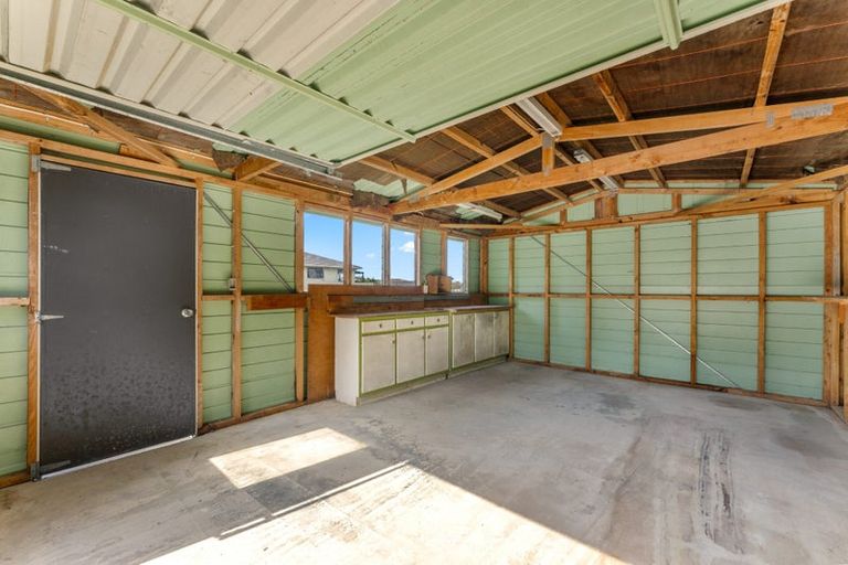 Photo of property in 12 Matangi Terrace, Snells Beach, 0920