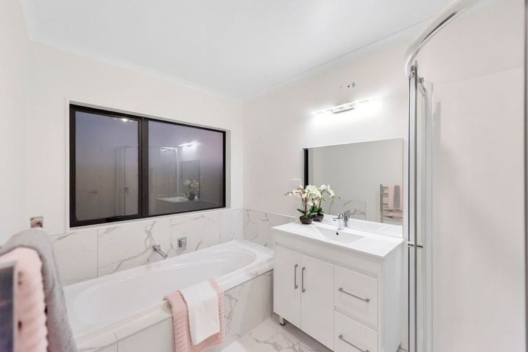 Photo of property in 13 Northbrook Glen, Flagstaff, Hamilton, 3210