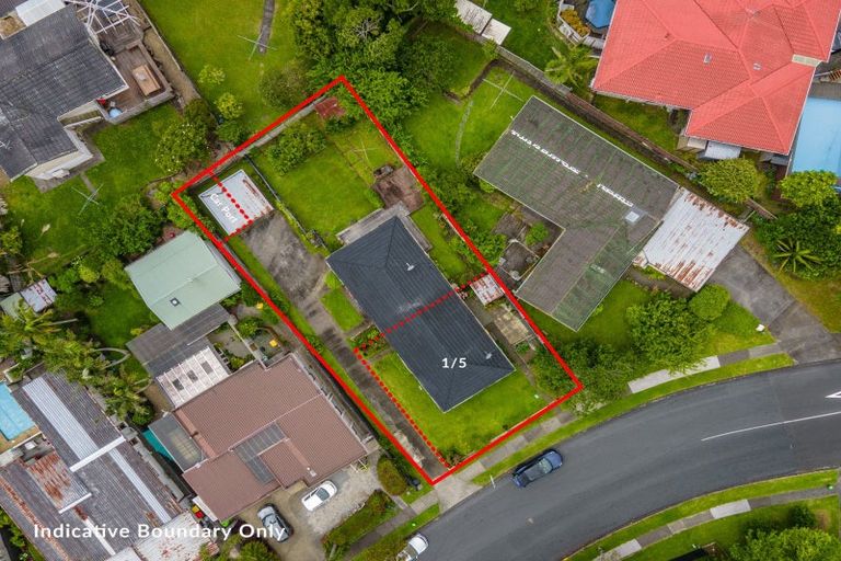 Photo of property in 1/5 Himalaya Drive, Half Moon Bay, Auckland, 2012