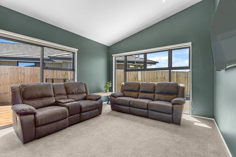 Photo of property in 12 Miles Street, Halswell, Christchurch, 8025