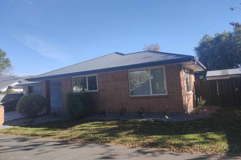 Photo of property in 7 Pear Tree Lane, Rangiora, 7400