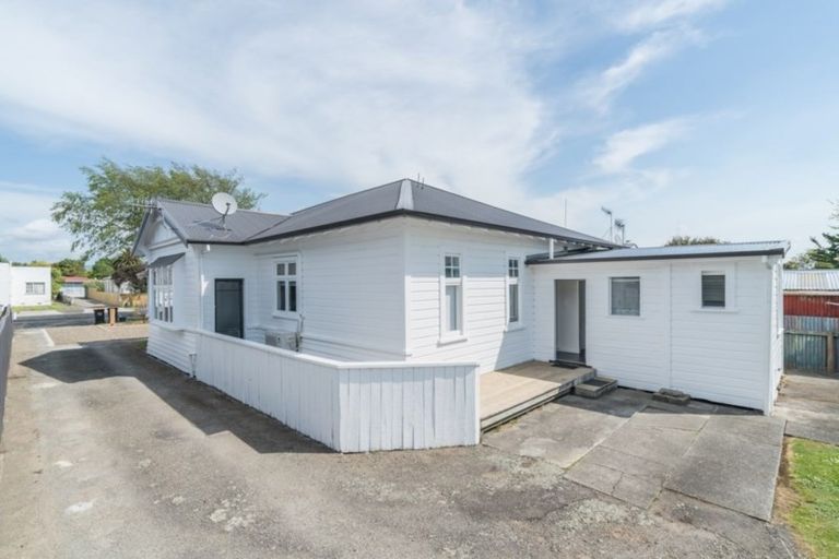 Photo of property in 195 Ferguson Street, West End, Palmerston North, 4412