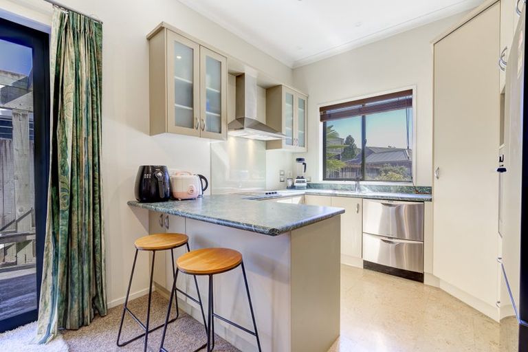 Photo of property in 16 Gordon Street, Hillcrest, Hamilton, 3216