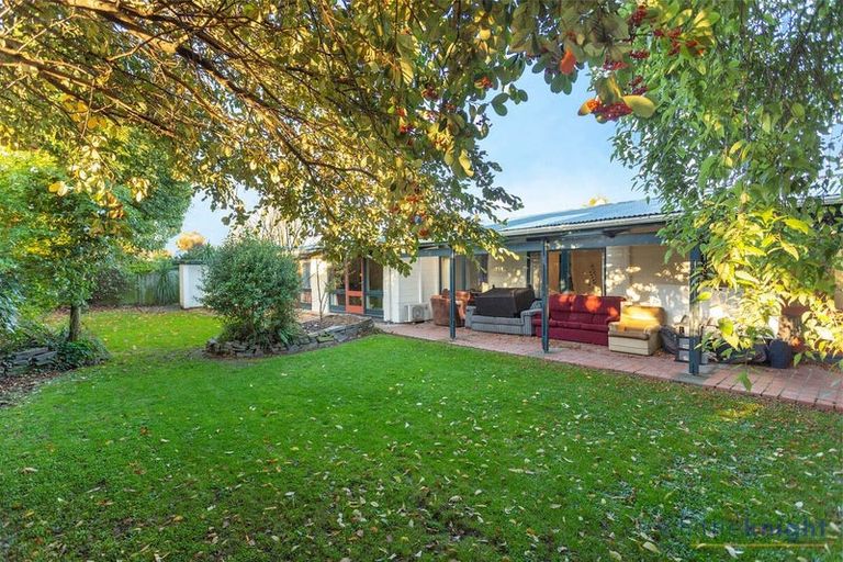 Photo of property in 12 Burrows Place, Ilam, Christchurch, 8041