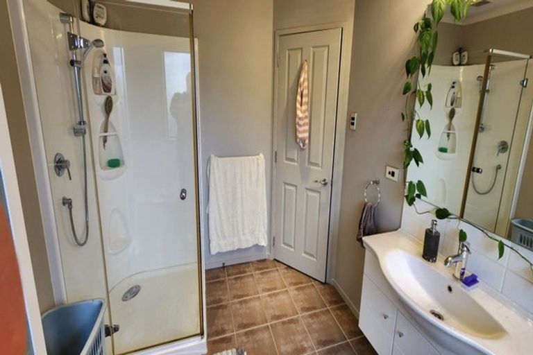 Photo of property in 41 Karamea Street, Whalers Gate, New Plymouth, 4310