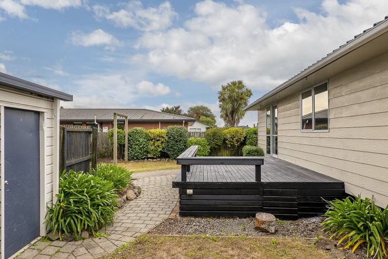 Photo of property in 82 Gilberthorpes Road, Hei Hei, Christchurch, 8042