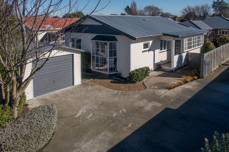 Photo of property in 65 Diamond Avenue, Spreydon, Christchurch, 8024