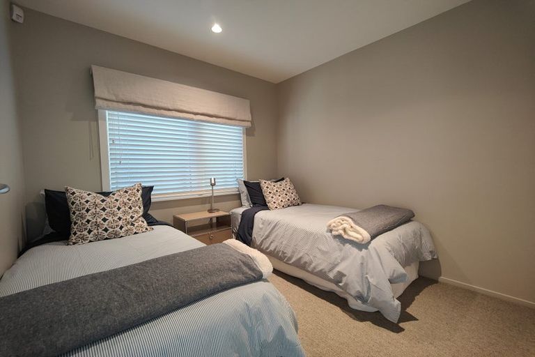 Photo of property in 61 Seatoun Heights Road, Seatoun, Wellington, 6022