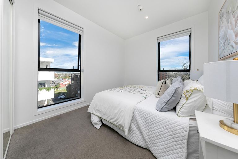 Photo of property in 1817a Great North Road, Avondale, Auckland, 1026