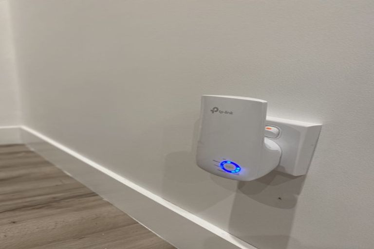 Photo of property in 110 Racecourse Road, Sockburn, Christchurch, 8042