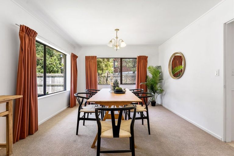 Photo of property in 42 The Circle, Manly, Whangaparaoa, 0930