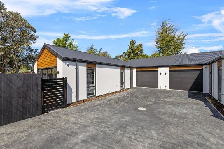 Photo of property in 76b Quinns Road, Shirley, Christchurch, 8013