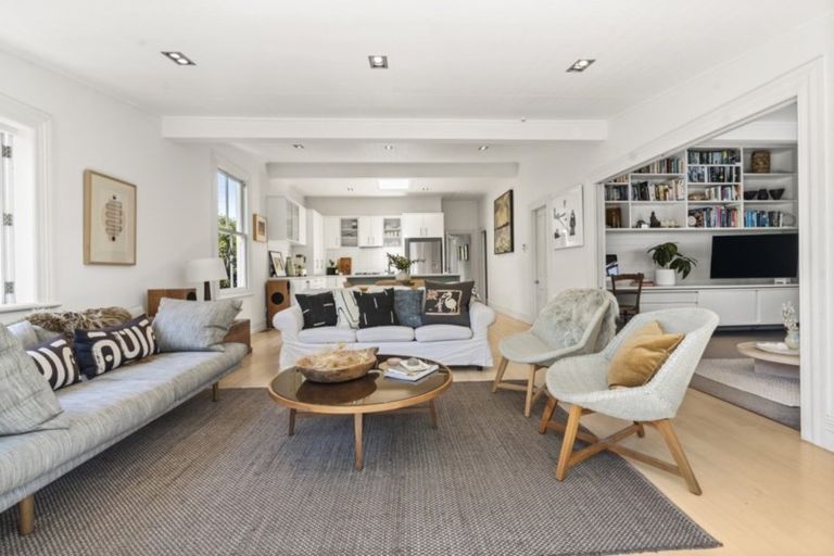 Photo of property in 6 Beaconsfield Street, Devonport, Auckland, 0624