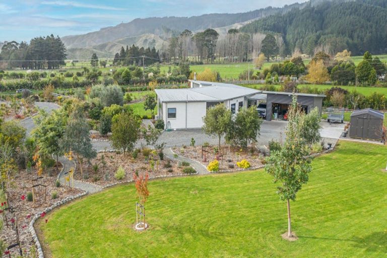 Photo of property in 134 Gladstone Road, Levin, 5571