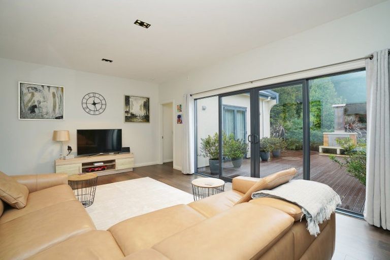 Photo of property in 21 Allan Street, Otatara, Invercargill, 9879