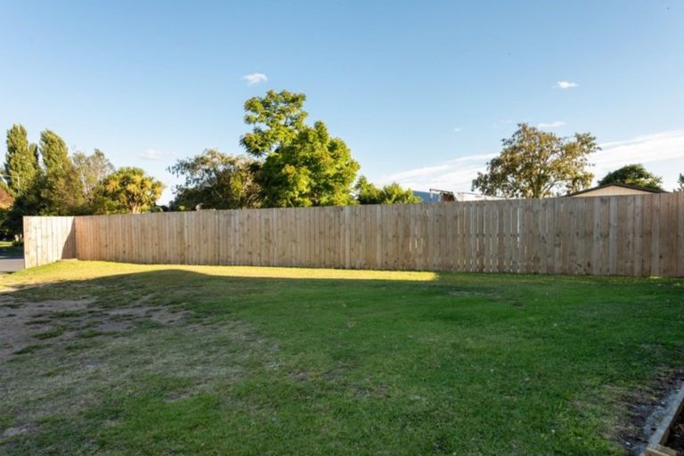 Photo of property in 17a Stirling Grove, Greerton, Tauranga, 3112