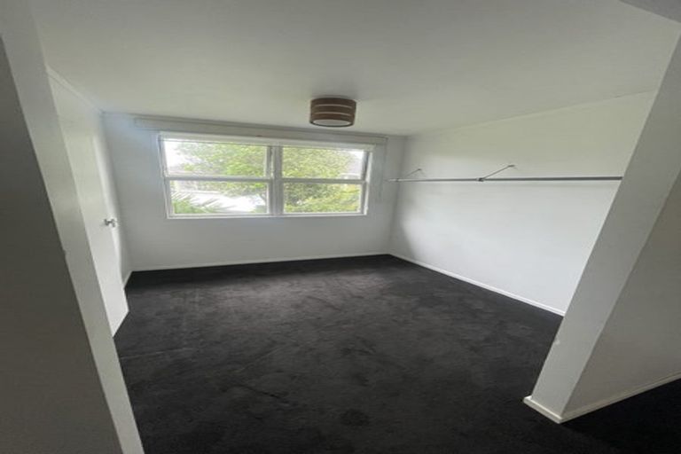Photo of property in 46 Judkins Crescent, Cockle Bay, Auckland, 2014